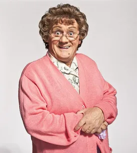 DVD – Mrs Brown’s Boys Christmas Cracker