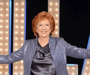 Popular entertainer Cilla Black has passed away at the age of 72.