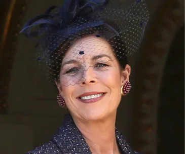 Celebrity grannies keeping up their gorgeous appearances.