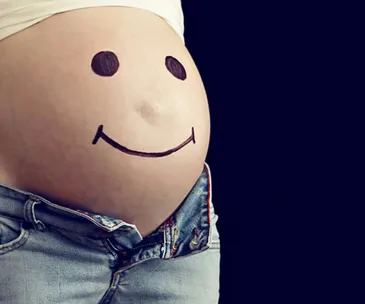 Pregnant stomach 