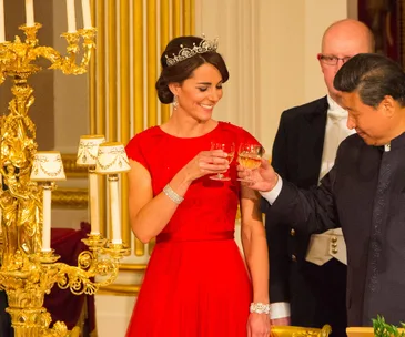 Sparkling royals! The best of royal jewels
