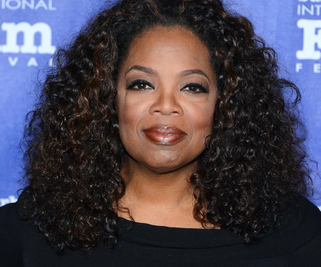 Oprah Winfrey reveals the name of her baby boy she lost(00)