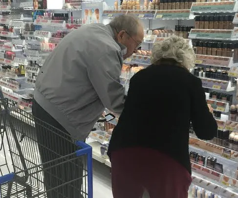 Old couple shopping together will renew your faith in love