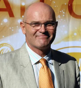 Martin Crowe farewelled in emotional ceremony