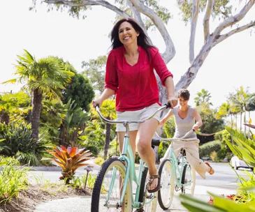 How to stay healthy on holiday