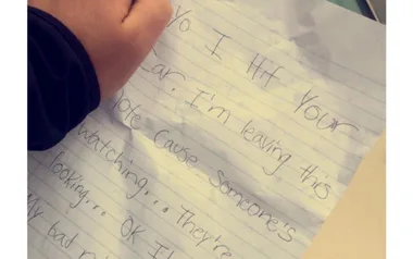 Stranger leaves hilarious note after hitting car