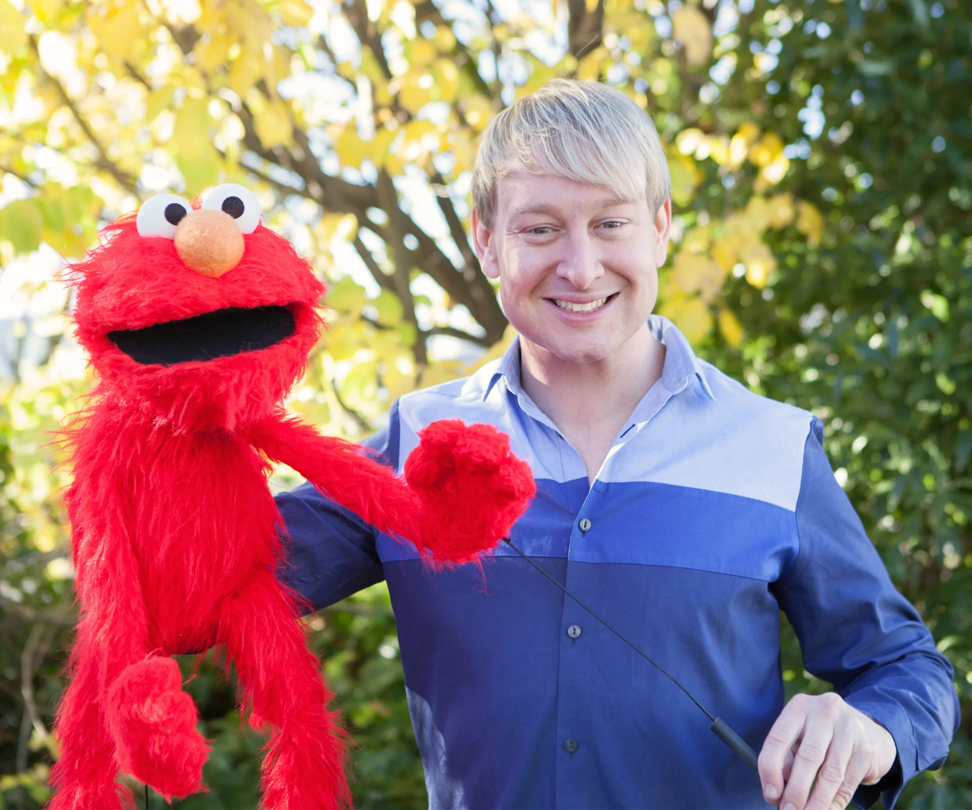 Chris Lynch's laughter lessons in cyclone-ravaged Fiji