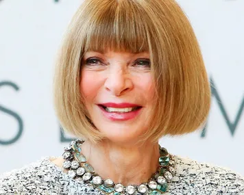 One hair straightener, four styles