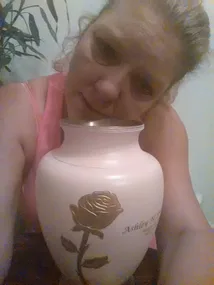 Mum with ashes