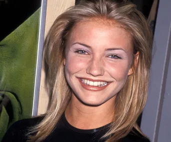 Happy Birthday Cameron Diaz! Watch star in Coca Cola commercial from the 90s