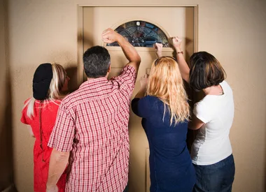 The top 10 etiquette rules you should never break when visiting someone’s home