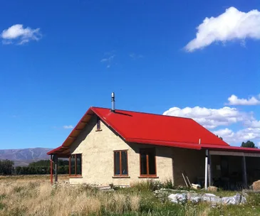 I built my house with straw