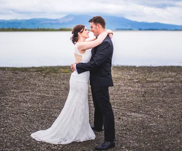 Wedding of the week: Sarah & Shaun Veenswyk