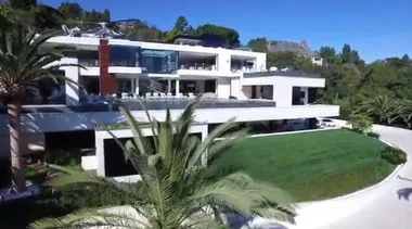 Super mansion