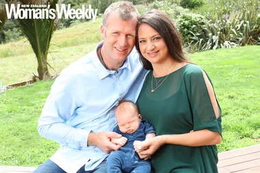 Olympic rower Mahe Drysdale introduces his new baby boy
