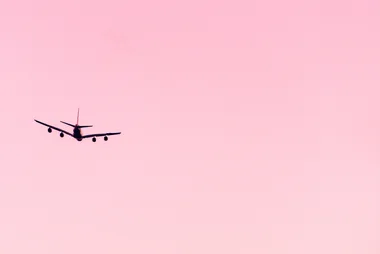 Laptops, kindles and iPads banned from some airlines
