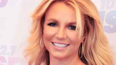 Britney Spears debuts first selfie with her new boyfriend