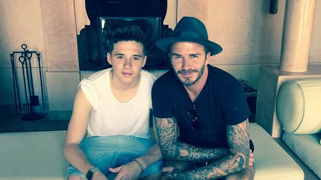 Brooklyn Beckham meets Stephen Hawking