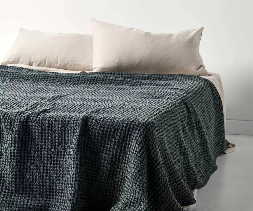 Aura Home waffle bed cover