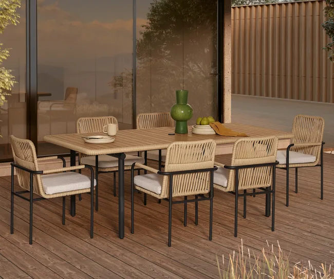 castlery outdoor dining set