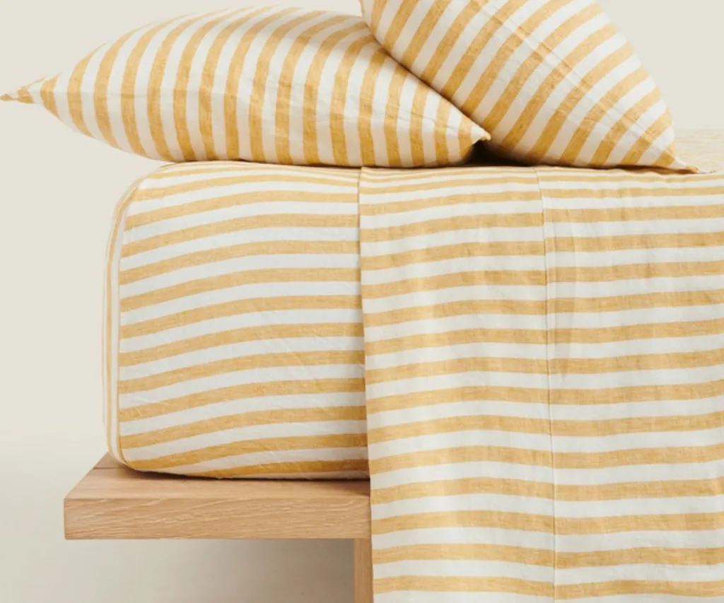 Yellow striped sheets