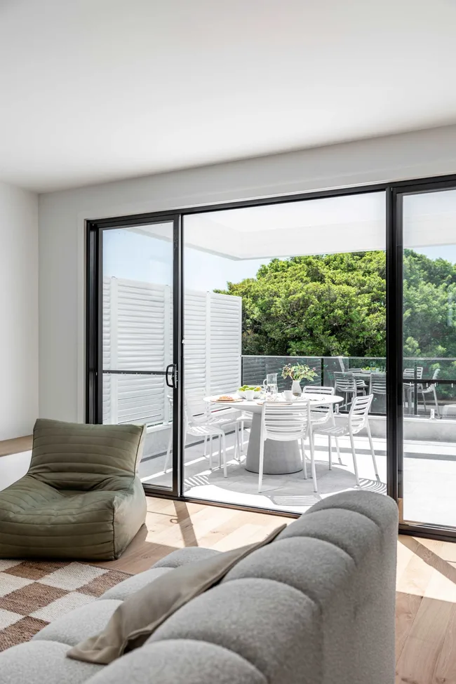 uma-on-werri-coastal-style-home-indoor-outdoor