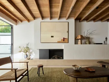 alena-smith-paddington-exposed-beams-living