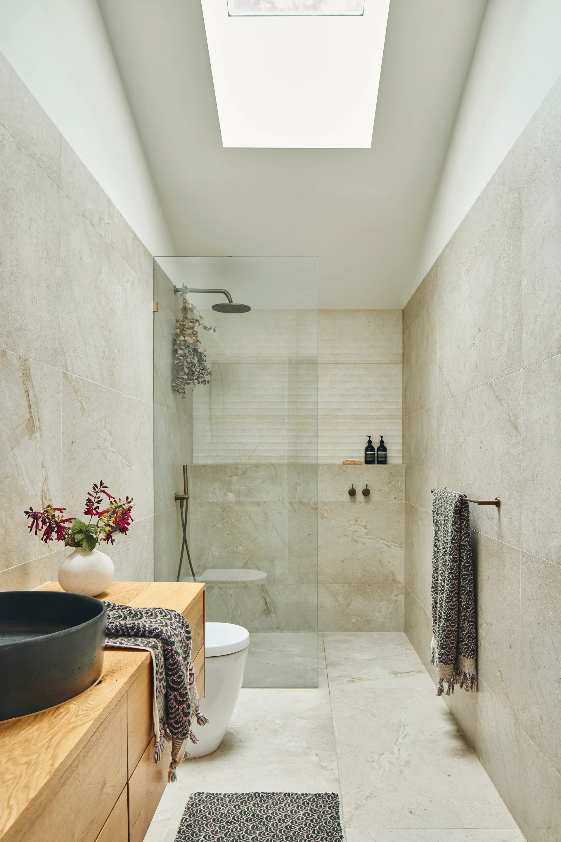 st-kilda-bathroom-skylight