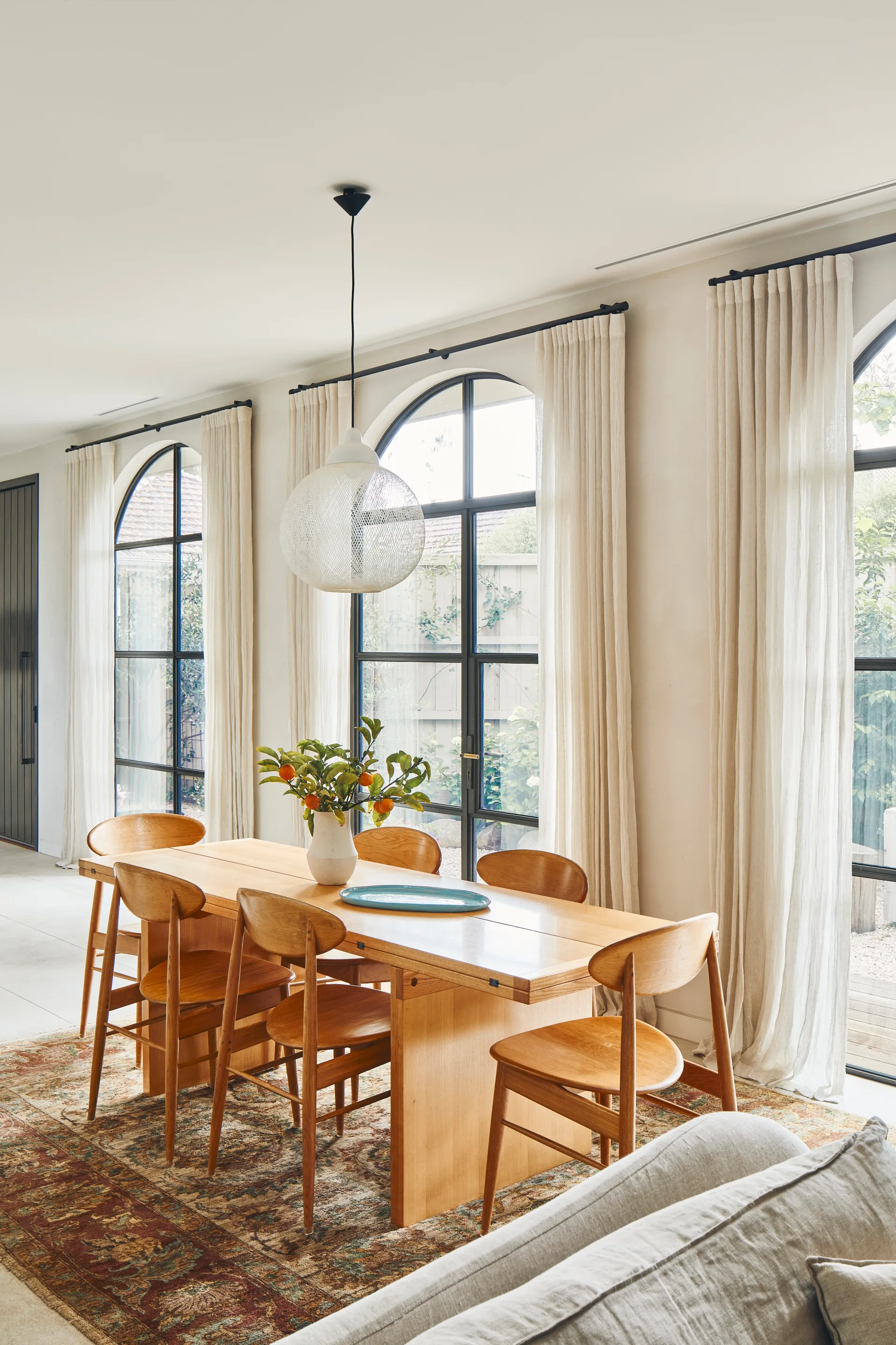 st-kilda-dining-area