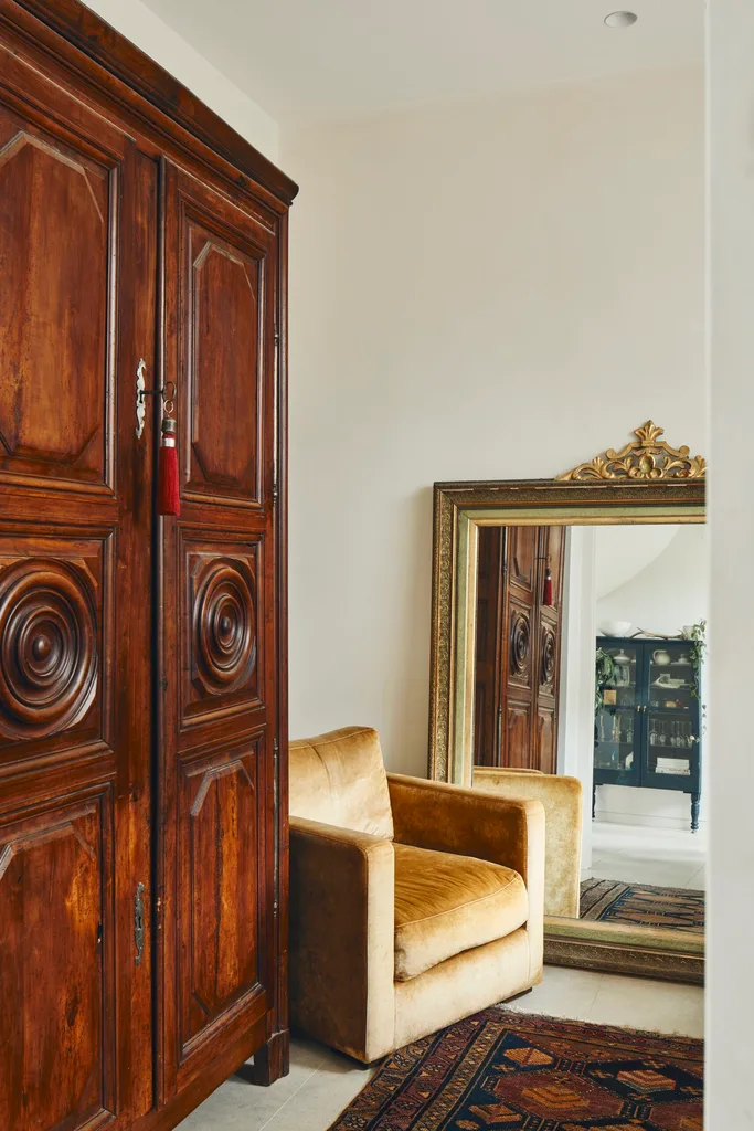 st-kilda-timber-wardrobe-armchair