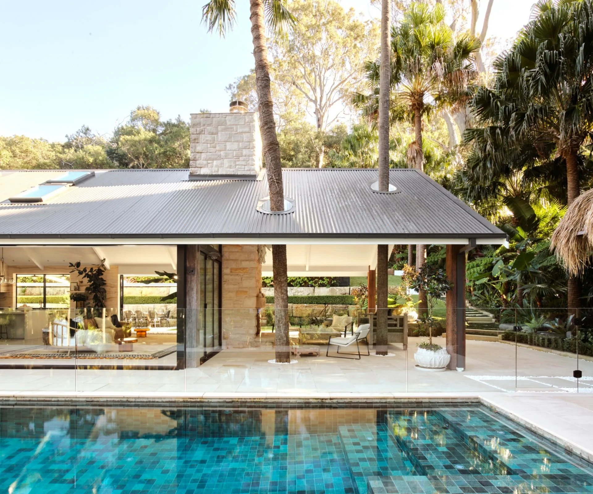 coastal-neutral-family-home-avoca-exterior-pool