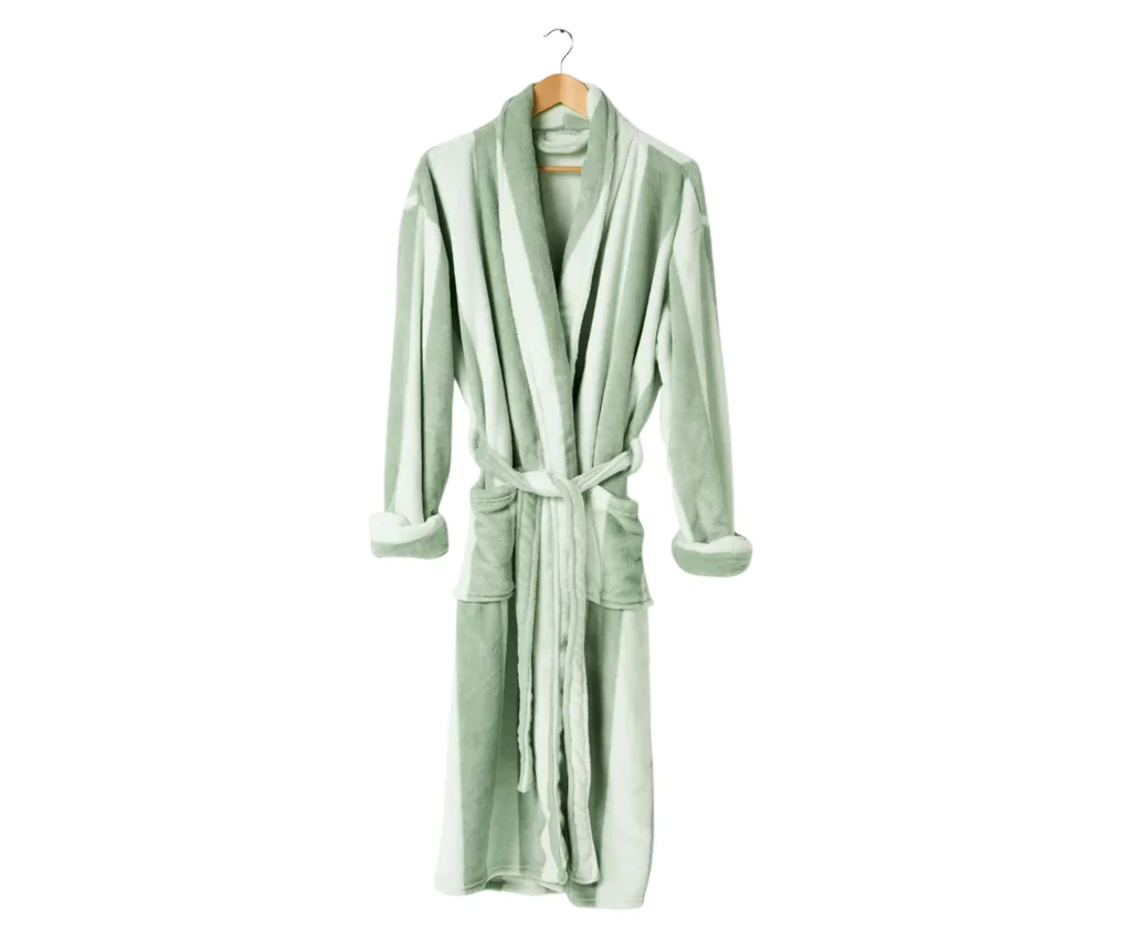 9 Cozy Bathrobes and Dressing Gowns to Buy in Australia Now | Homes To Love 9 Cozy Bathrobes and Dressing Gowns to Buy in Australia Now | Homes To Love