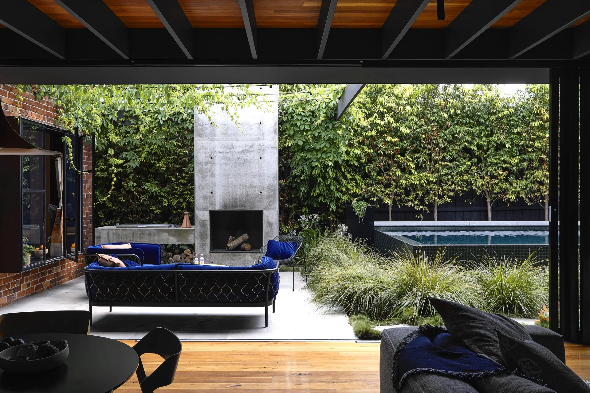 Ben-Scott-Garden-Design-landscape-victorian-villa-nature-indoor-ourdoor-living