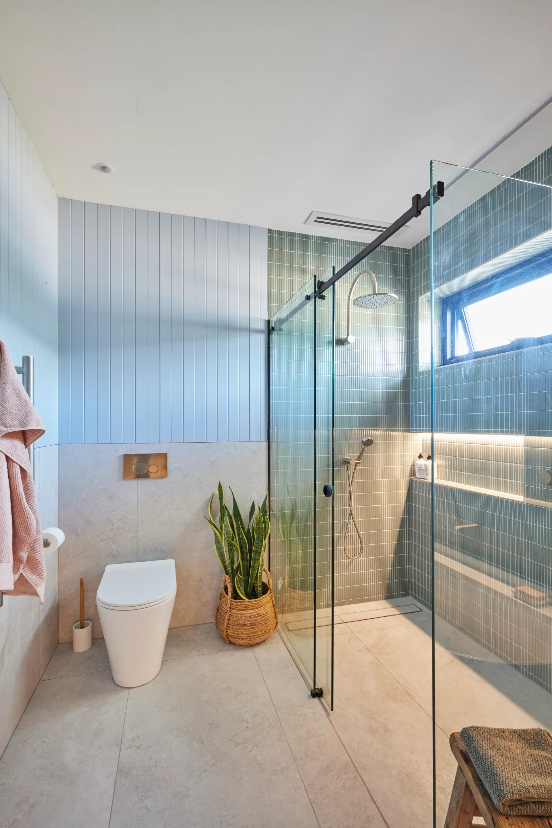 the block 2024 ricky haydn blue main bathroom