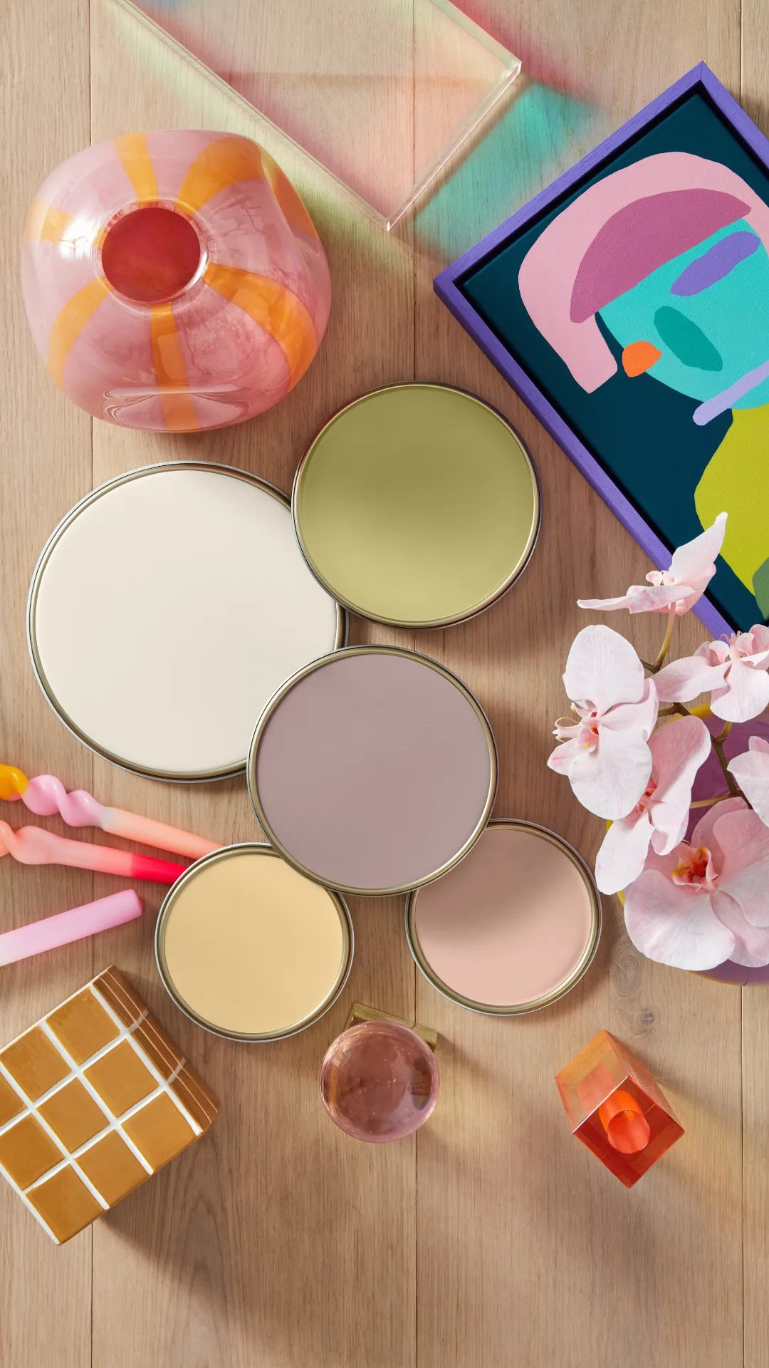 Paint palette of white and dusty green, pink, yellow