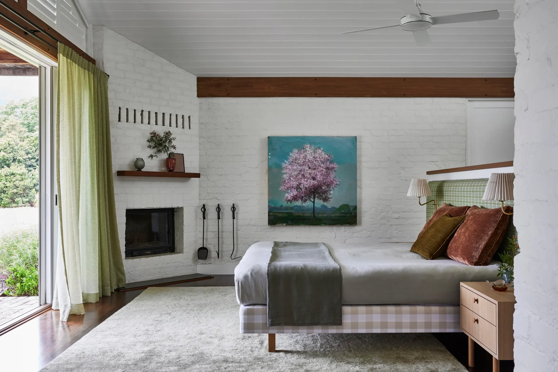 kangaroo valley country home bedroom