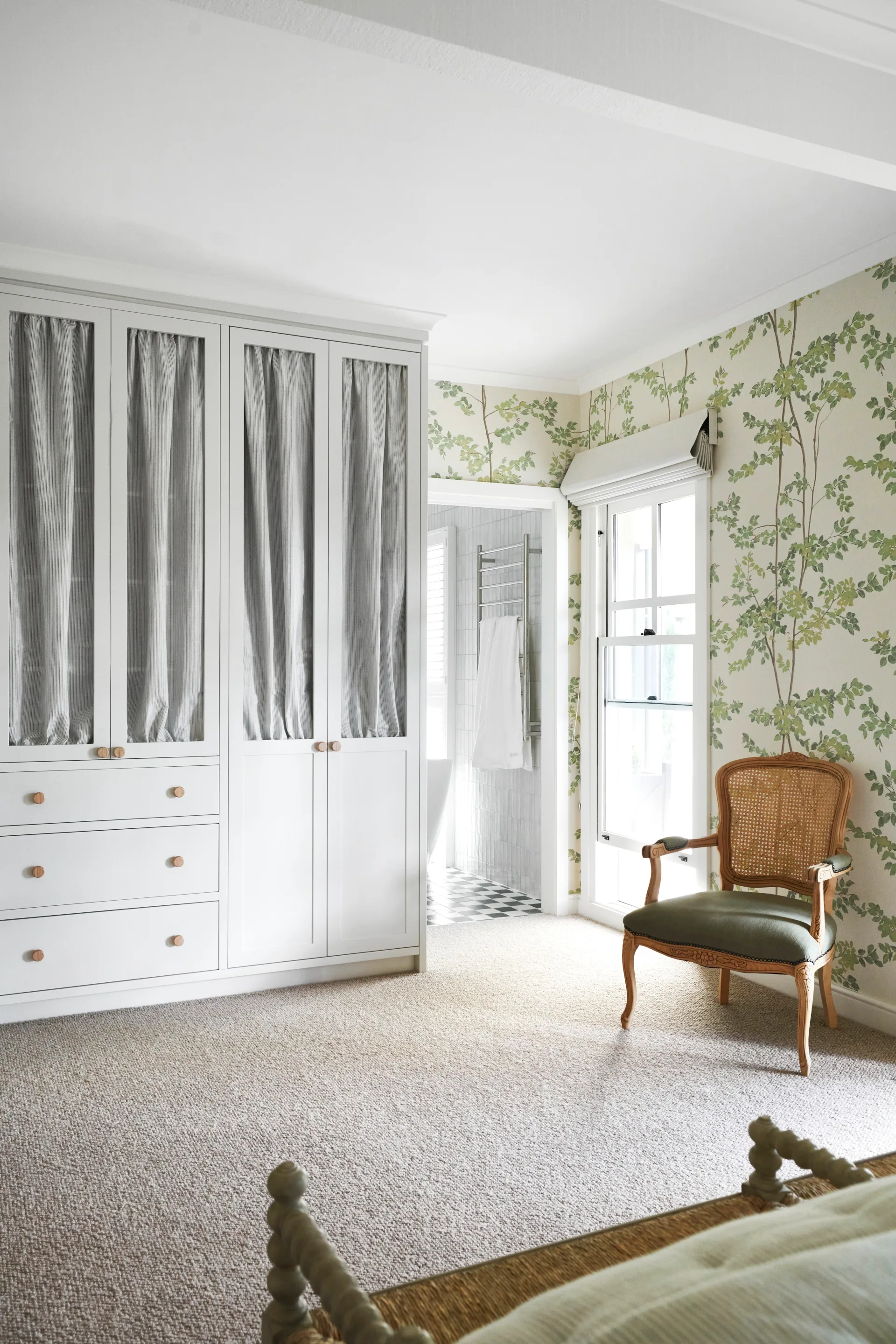 A Colonial Property Inspired By The English Countryside | Homes To Love