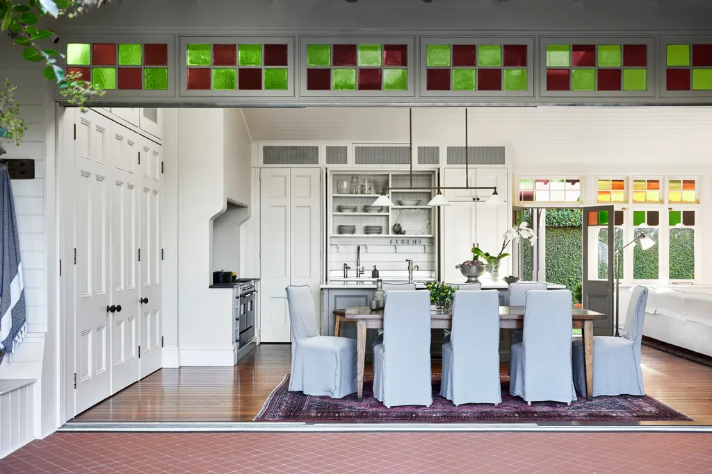 Federation home dining