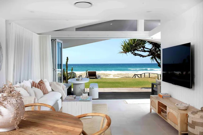 best beach houses Airbnb queensland