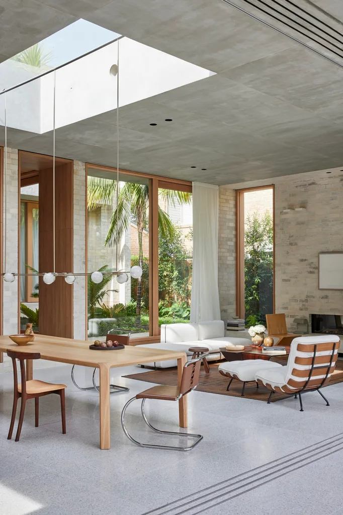 Madeleine Blanchfield Freshwater house