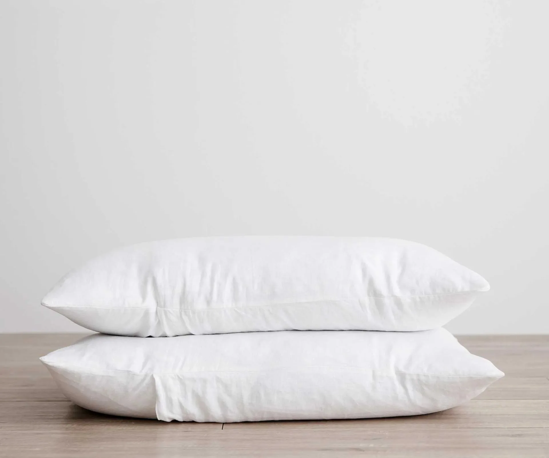 Cultiver Set of 2 Linen Pillowcases - White