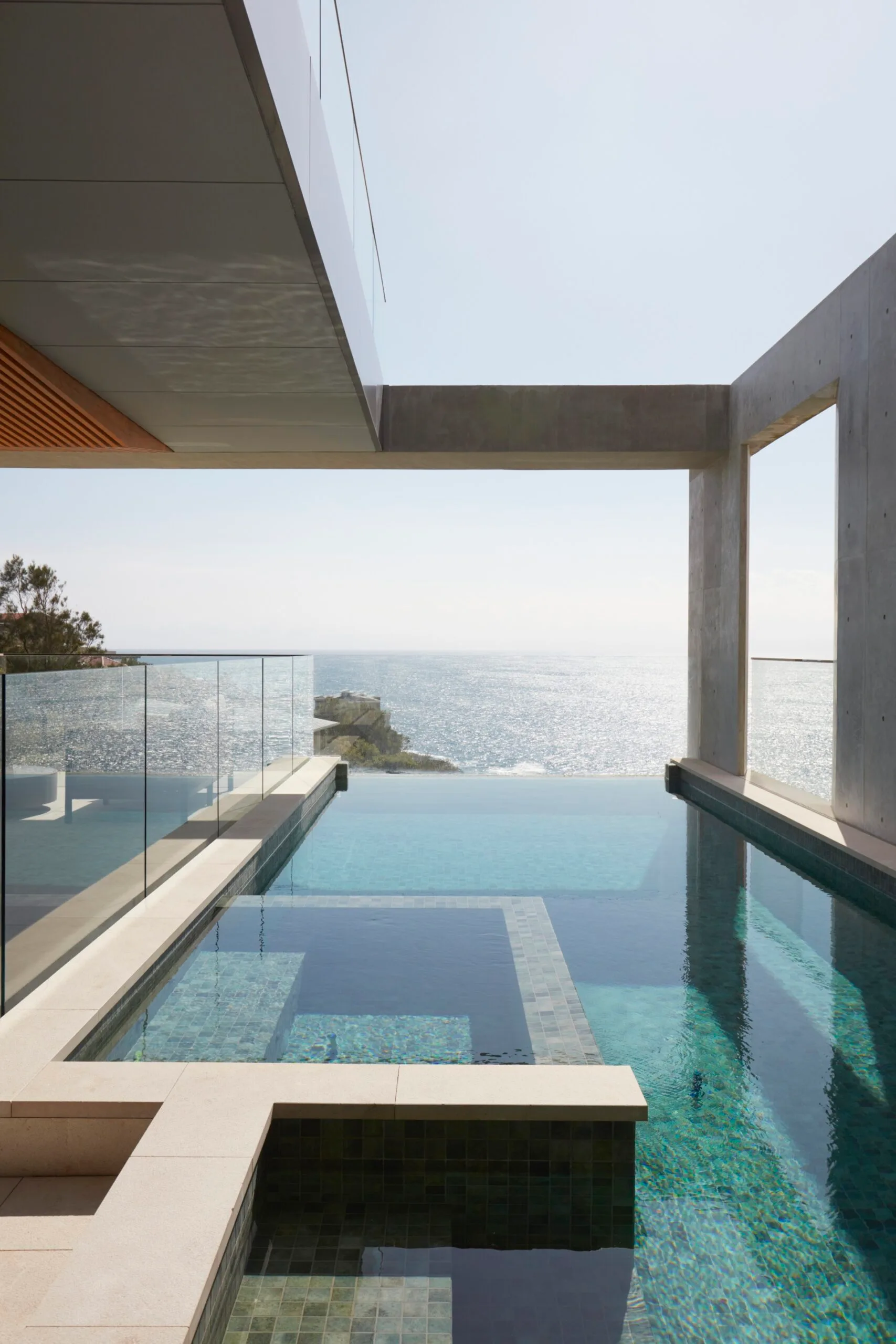 David Warner home, infinity pool overlooking the ocean
