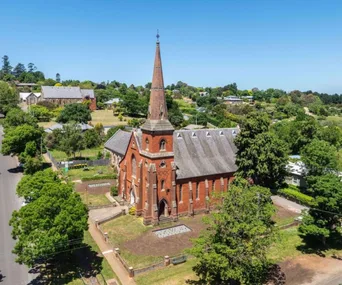 11 heavenly churches for sale around Australia