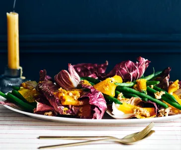 Green bean salad with radicchio, walnut and oragnge