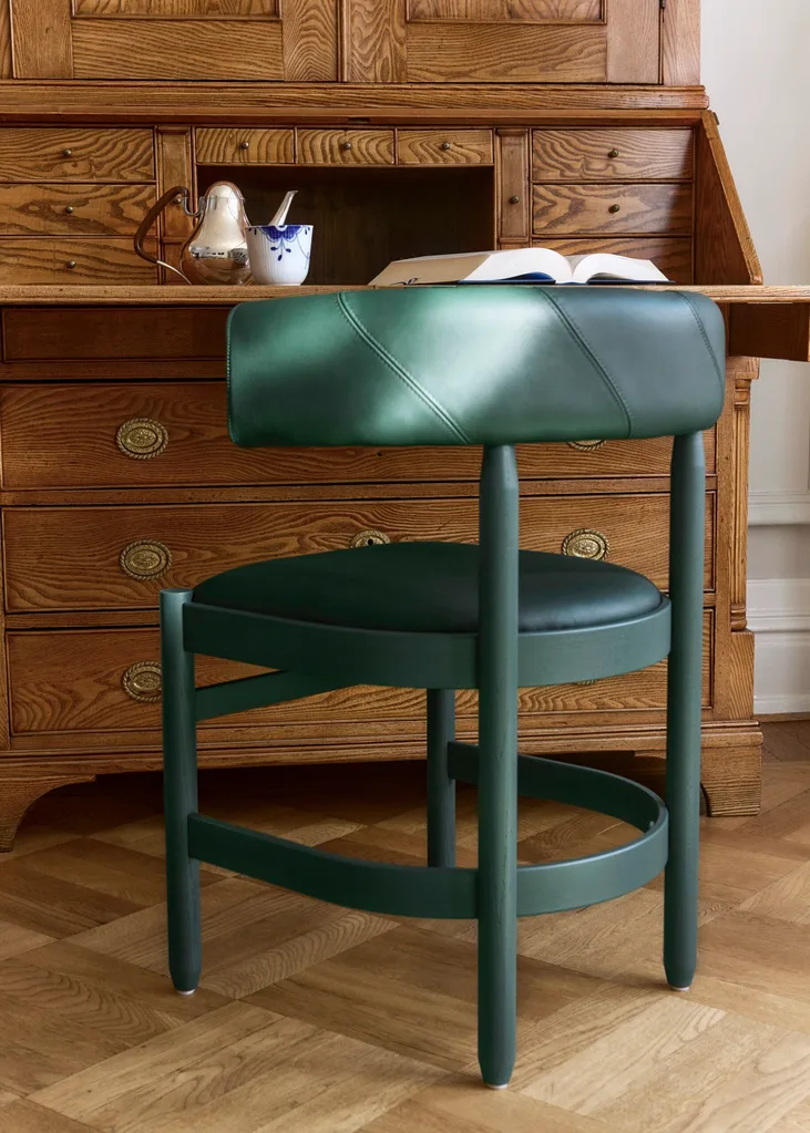 Copenhagen apartment furniture desk chair