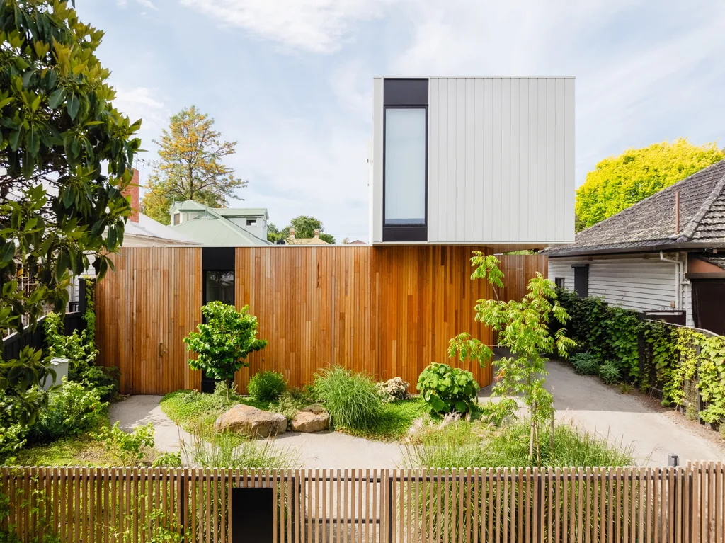 Perennial garden in Melbourne
