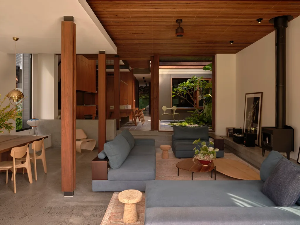 Open plan in tropical Brisbane house