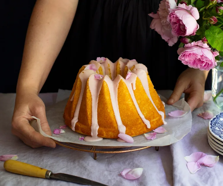 A Lemon And Rose Bundt Cake Recipe | Homes To Love