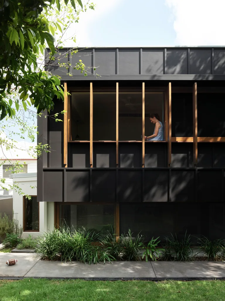 The exterior of a contemporary extension of a historic home in Brisbane
