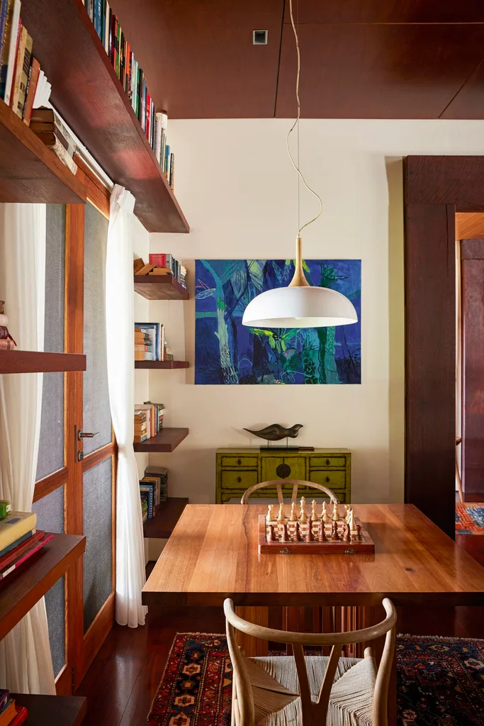 Dining in Mark Bouris home, Belle Helena